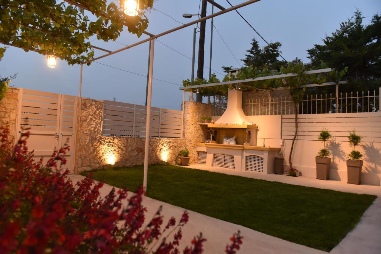 Fanis Apartment Lechaio